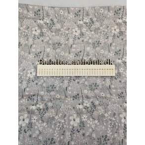 Hvide blomster i dobbelt gauze