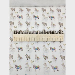 Poplin med regnbuedyr