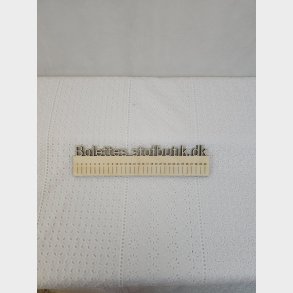 Hvid broderi anglaise med 3 mnstre