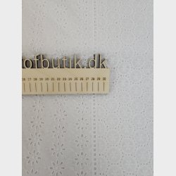 Hvid broderi anglaise med 3 mnstre