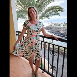 Kjole med 1/2 sol 1017