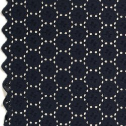 Broderi anglaise flowers