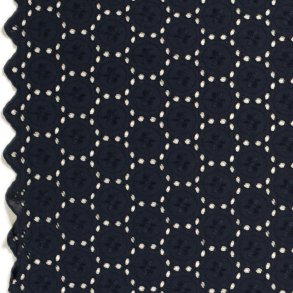 Broderi anglaise flowers