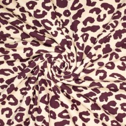 Leopard heavy jogging