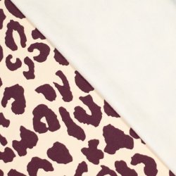 Leopard heavy jogging